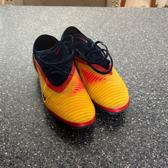 Nike phantom halland special edition elite pro. Size 9us.